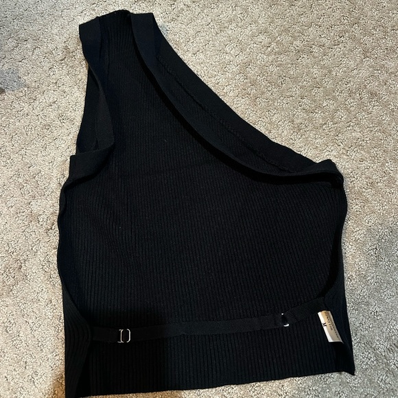 One-Shoulder Black Ribbed Knit Top - Picture 2 of 3